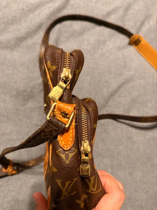 Louis Vuitton Monogram Mini Crossbody Bag (Vintage) unisex - Picture 3 of 16
